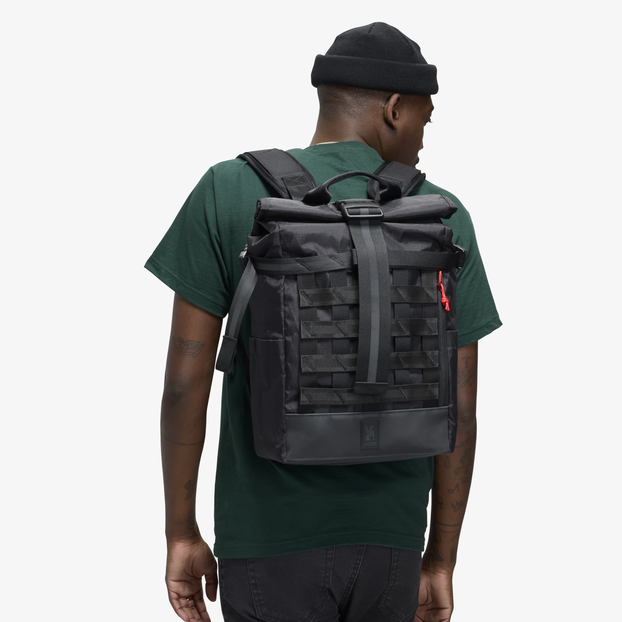 Illustrative example of 18l backpack