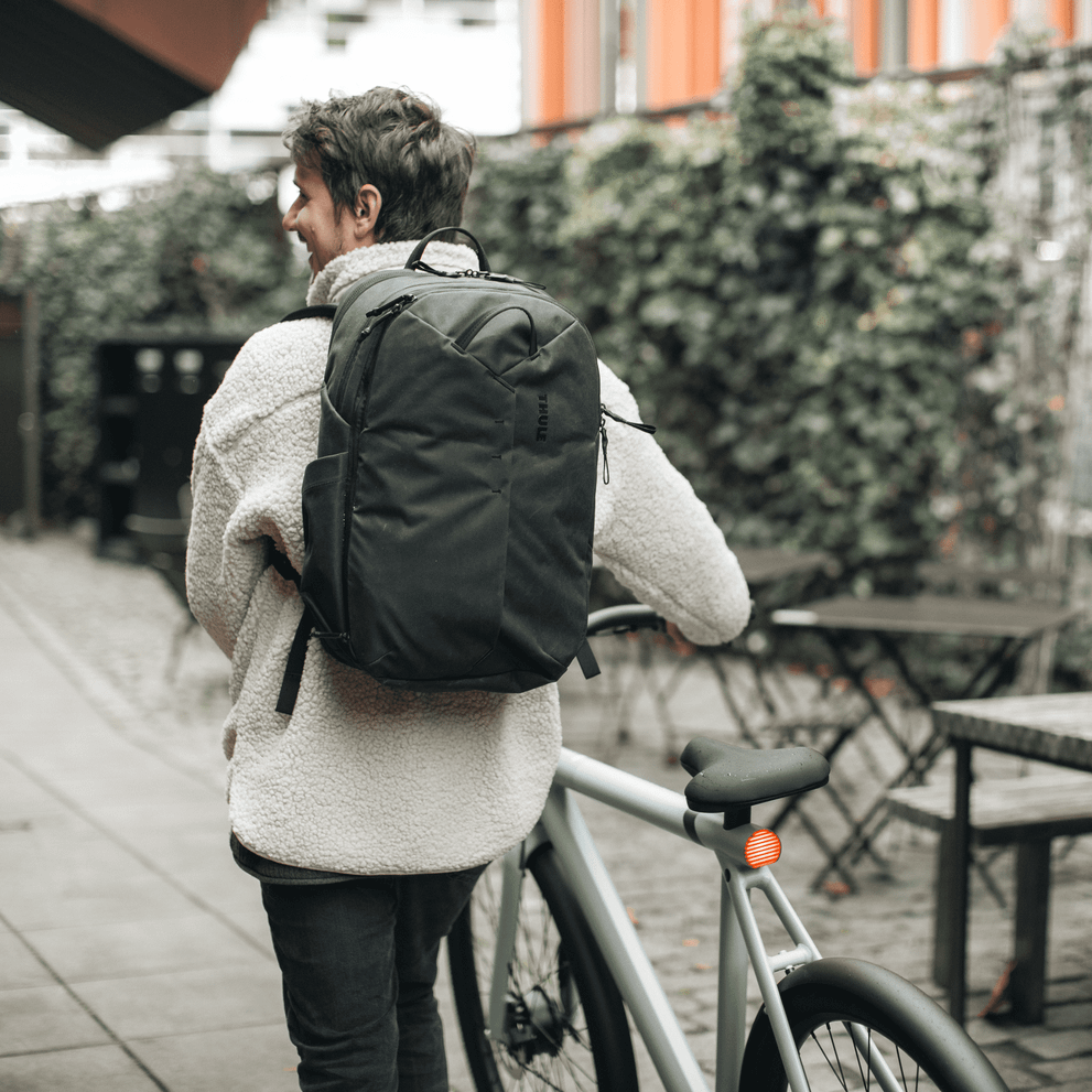 Illustrative example of 28l backpack