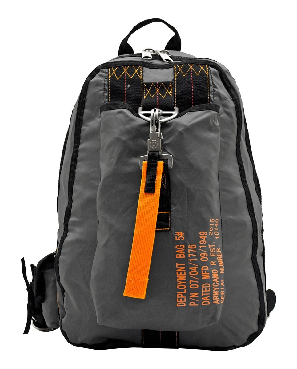 Illustrative example of parachute backpack